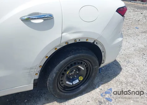 2021 Maserati Levante z USA, uszkodzony, nr VIN ZN661XUA2MX369456